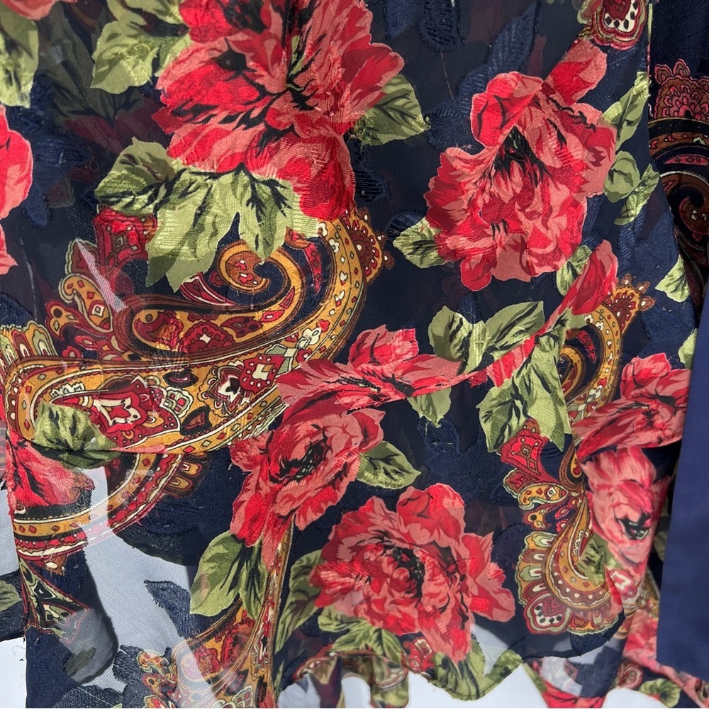 Victoria’s Secret Gold Label Vintage Floral Rose Lingerie‎ and Bathrobe - Picture 7 of 16